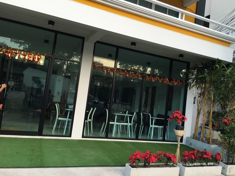 Oyo 983 The Private Hotel Chiang Mai Ngoại thất bức ảnh