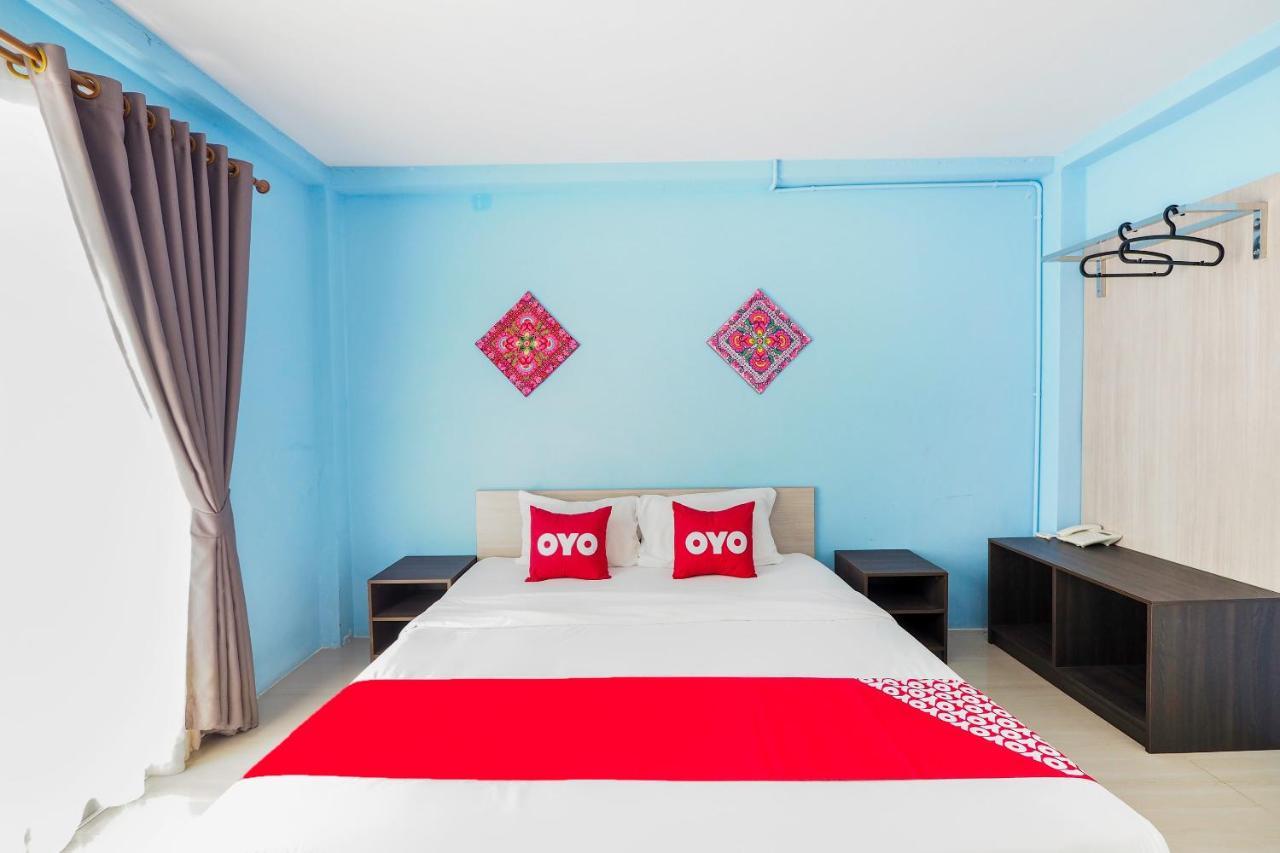 Oyo 983 The Private Hotel Chiang Mai Ngoại thất bức ảnh