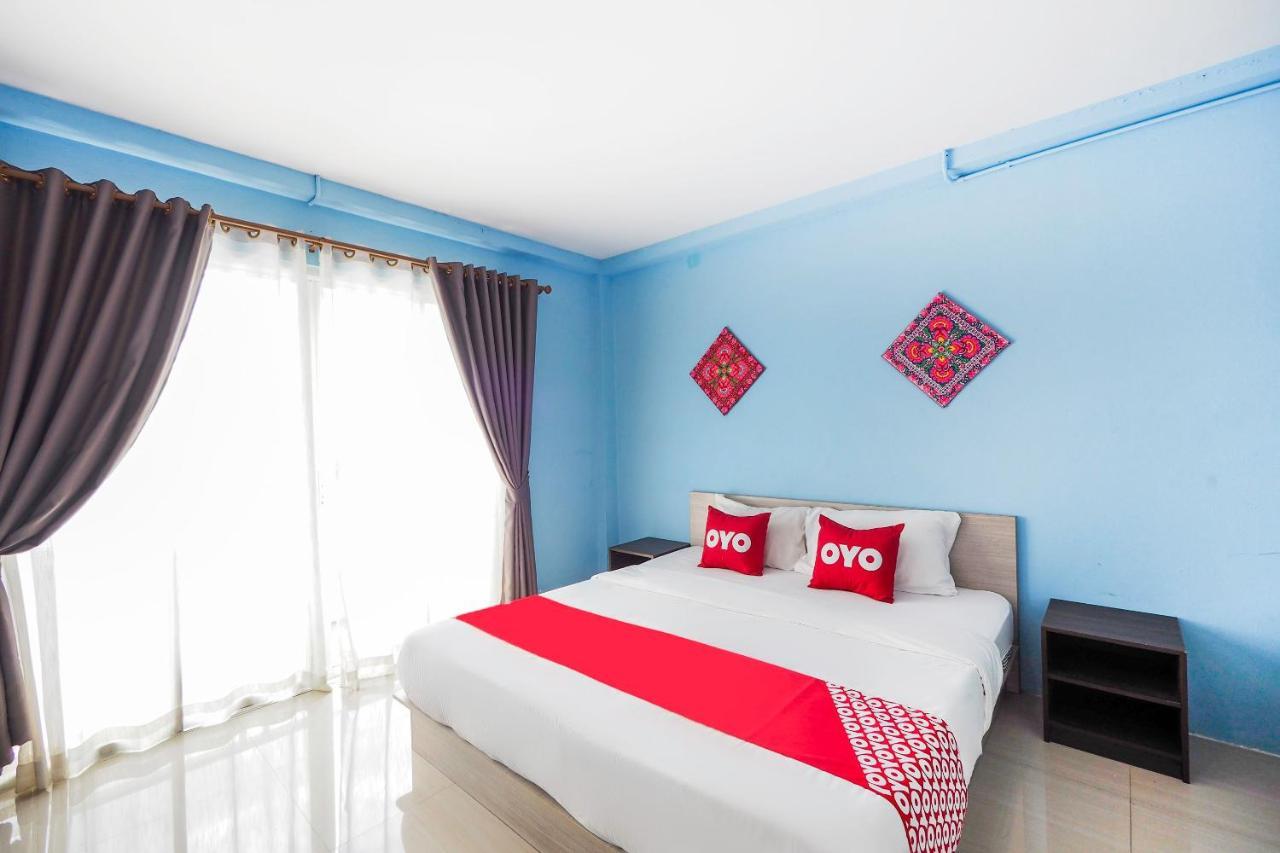 Oyo 983 The Private Hotel Chiang Mai Ngoại thất bức ảnh