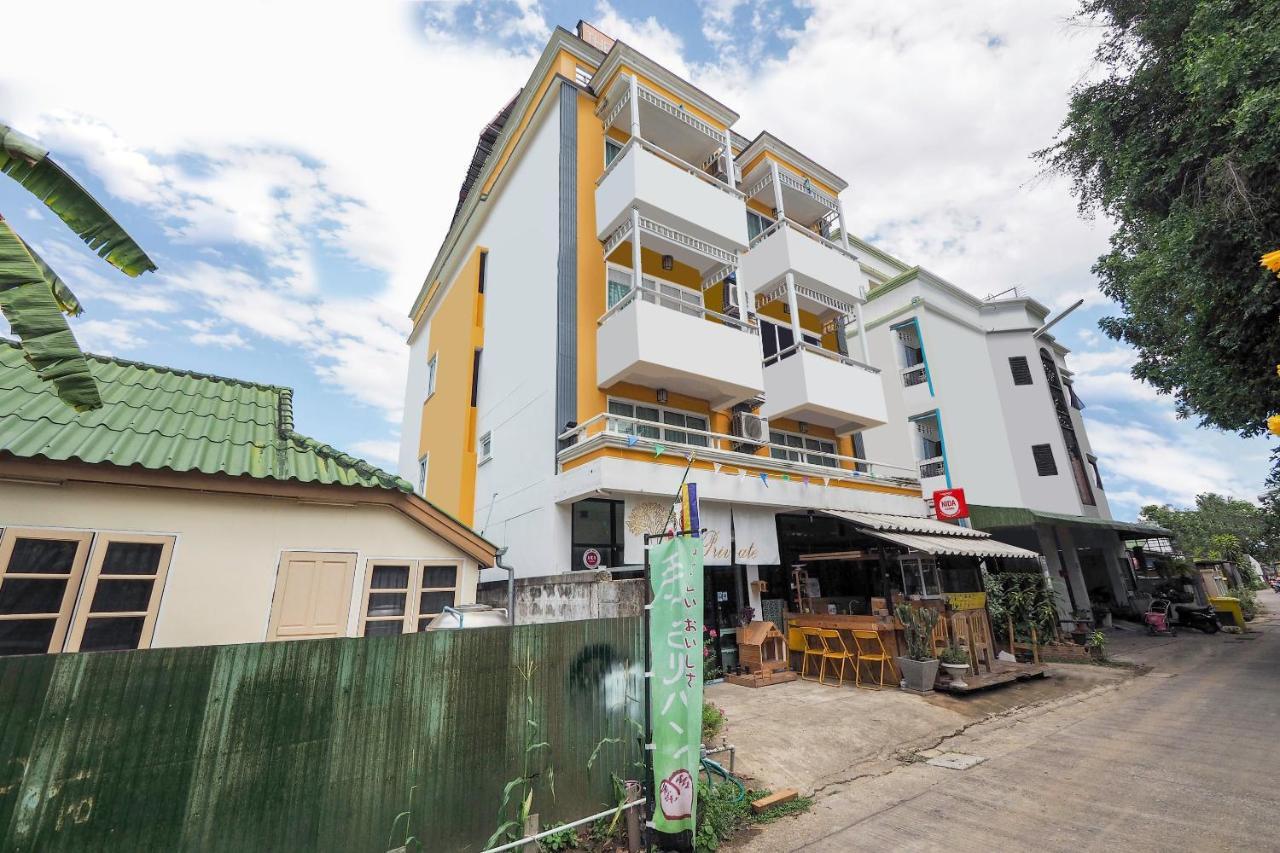Oyo 983 The Private Hotel Chiang Mai Ngoại thất bức ảnh