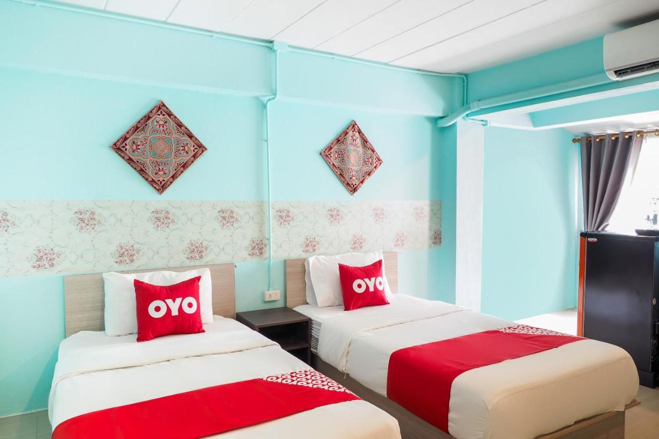 Oyo 983 The Private Hotel Chiang Mai Ngoại thất bức ảnh