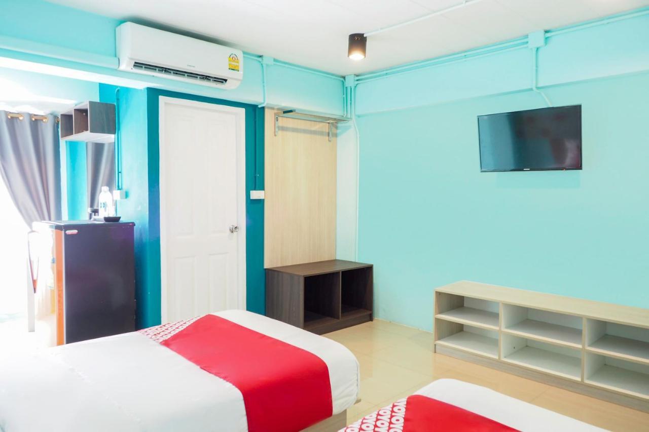 Oyo 983 The Private Hotel Chiang Mai Ngoại thất bức ảnh