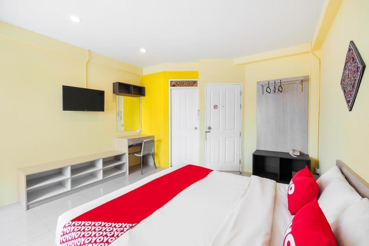 Oyo 983 The Private Hotel Chiang Mai Ngoại thất bức ảnh