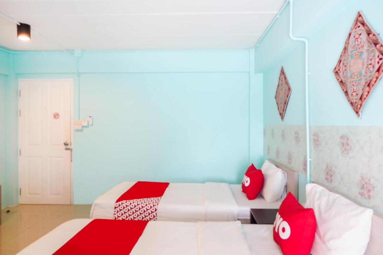 Oyo 983 The Private Hotel Chiang Mai Ngoại thất bức ảnh